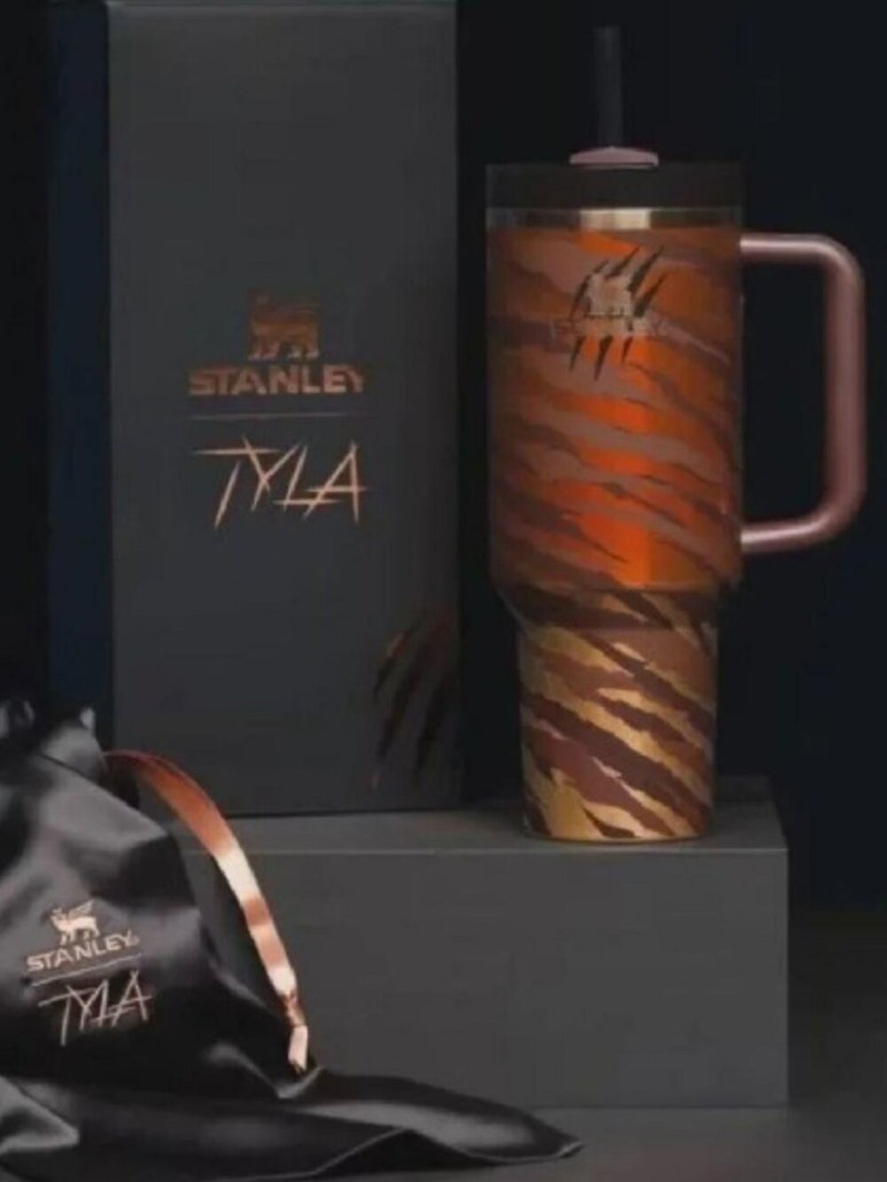 Stanley X Tyla Tyger 40oz Tumbler – Limited Edition Exclusive Tiger Print Travel